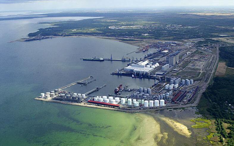Стоит ли переносить Большой порт из Петербурга в Усть-Лугу?